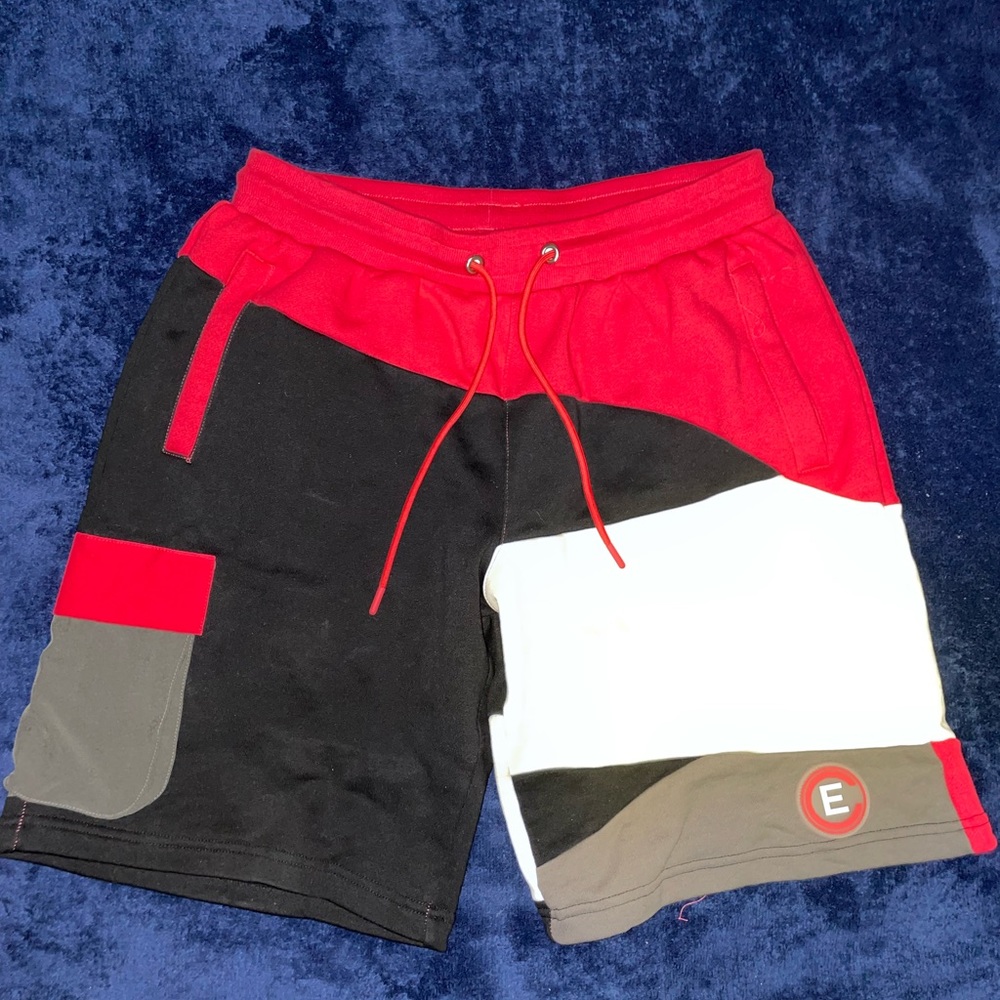 EffectUs Shorts